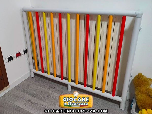 Copertura tubolare per radiatore colore giallo rosso arancione